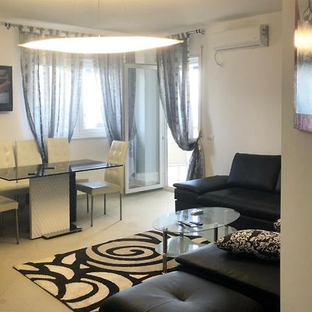 Vale House Holiday Apartment Vlore Exterior photo